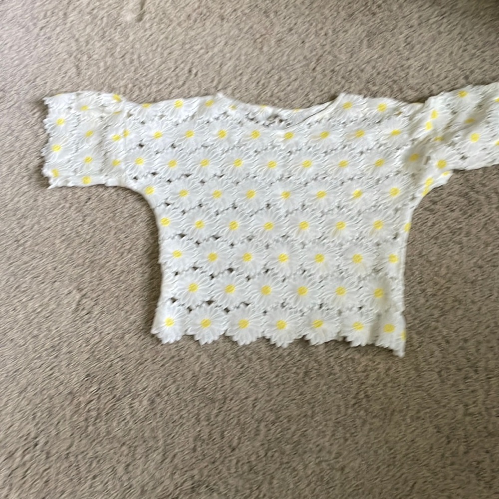 Women’s cotton lace crop top, never worn.